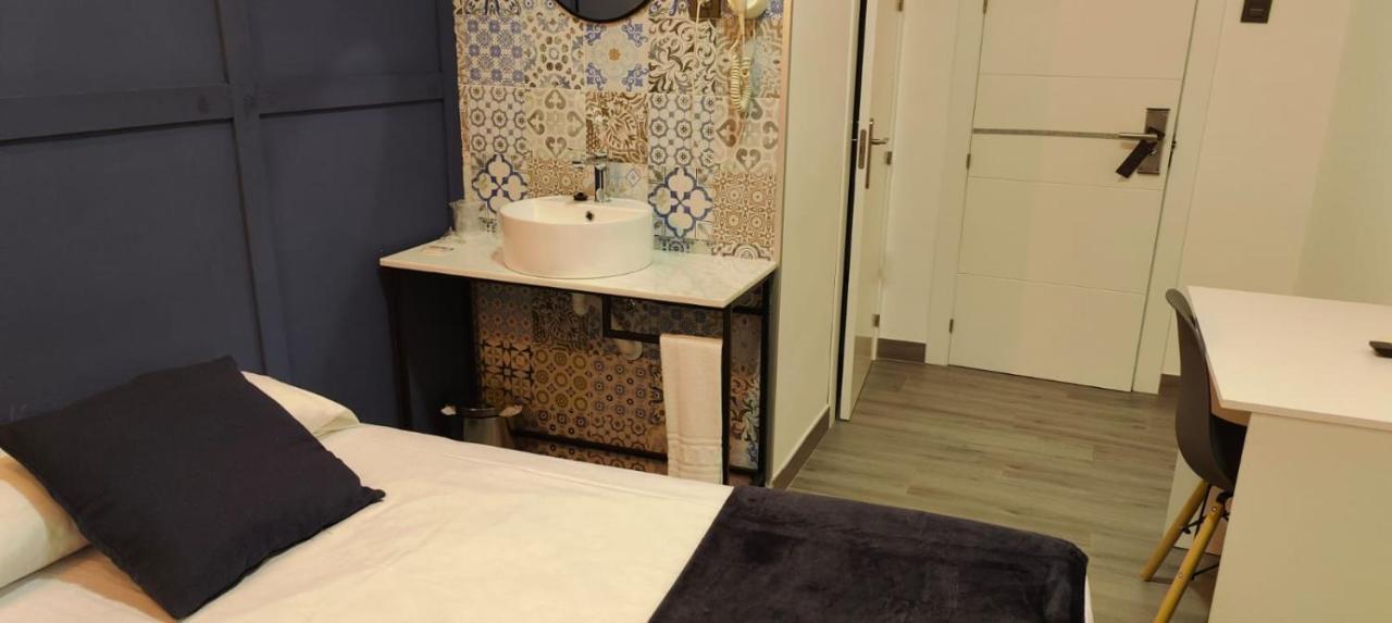 Rooms Los Montes กรานาดา ภายนอก รูปภาพ