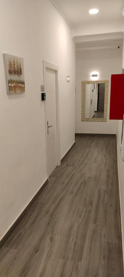 Rooms Los Montes กรานาดา ภายนอก รูปภาพ