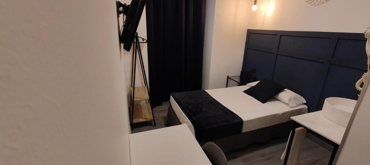 Rooms Los Montes กรานาดา ภายนอก รูปภาพ